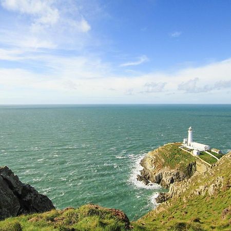 Swn Y Nant Villa Holyhead Bagian luar foto