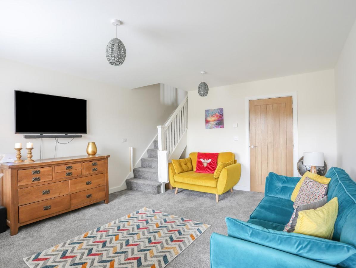 Swn Y Nant Villa Holyhead Bagian luar foto