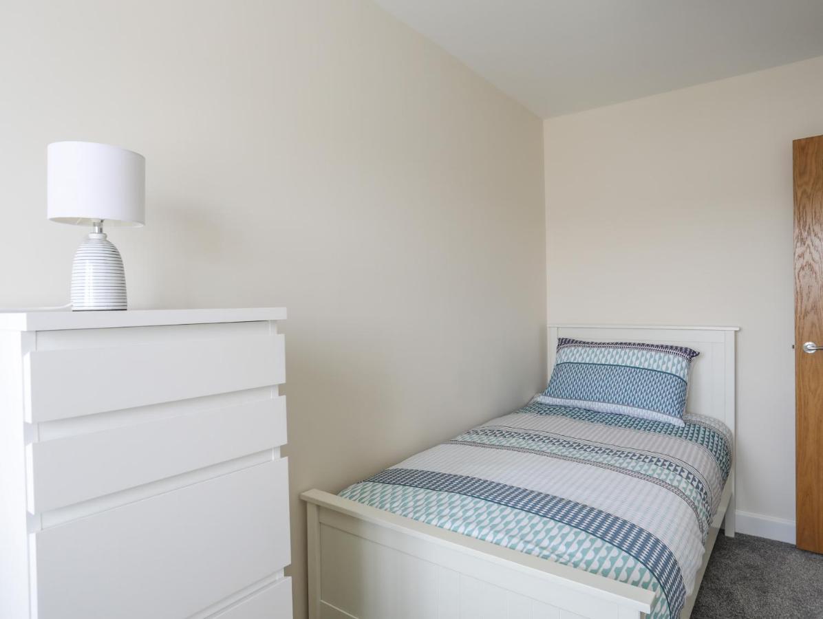 Swn Y Nant Villa Holyhead Bagian luar foto