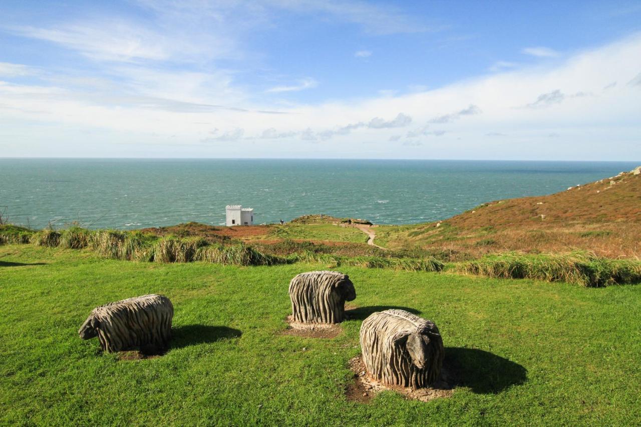 Swn Y Nant Villa Holyhead Bagian luar foto