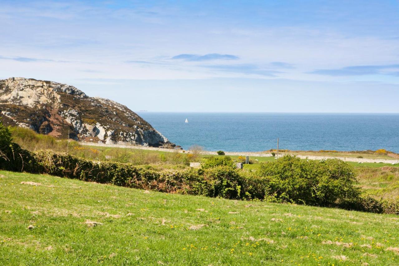 Swn Y Nant Villa Holyhead Bagian luar foto